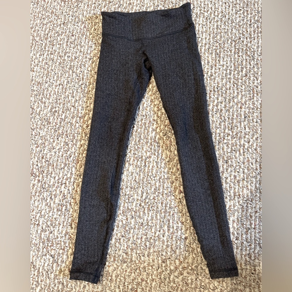Lululemon herringbone Black High-Waisted Leggings size 4
